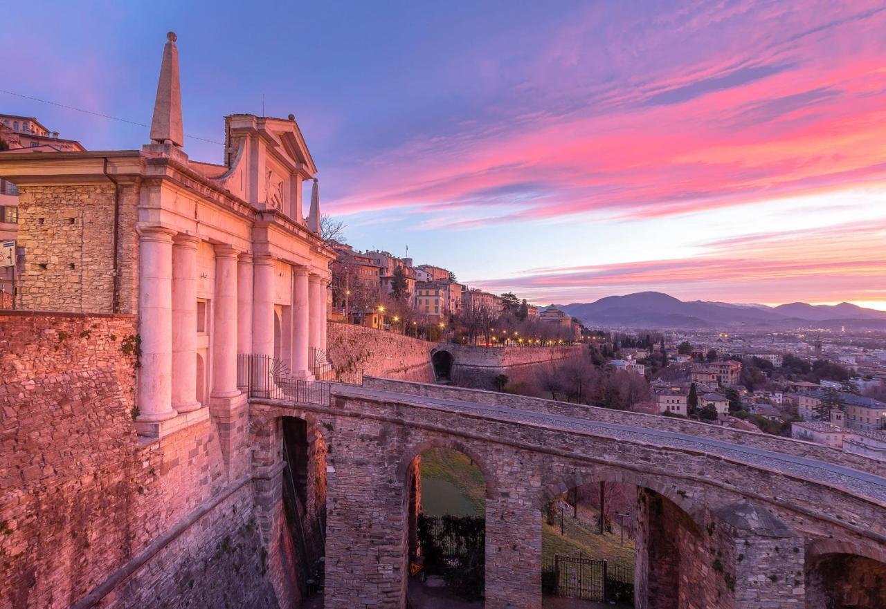 Апартаменти Affittimoderni Bergamo Sweet Екстер'єр фото